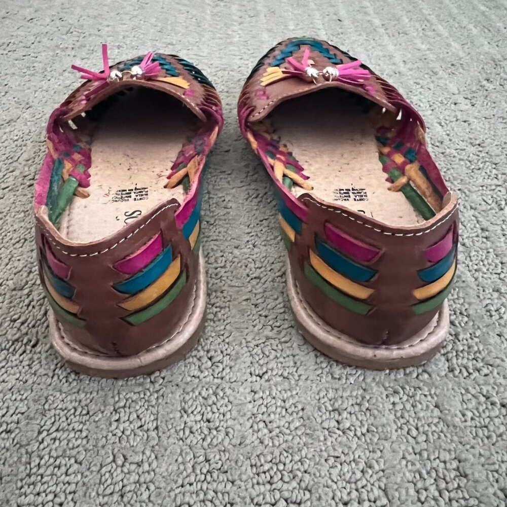 Armandos Hand-Woven Huaraches | Multicolor Traditional Mexican Leather Sandals - Picture 4 of 8